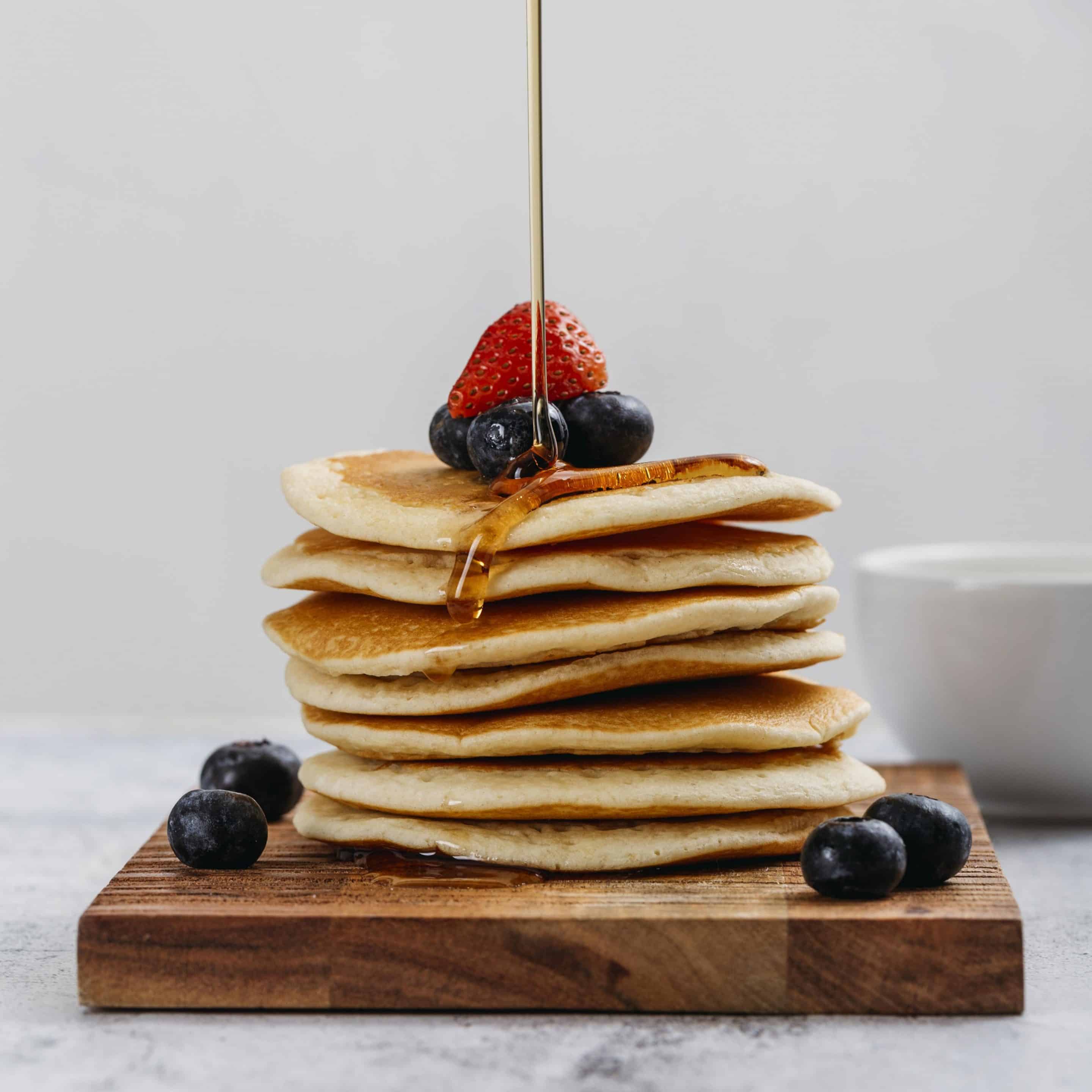 composition-tasty-breakfast-pancakes
